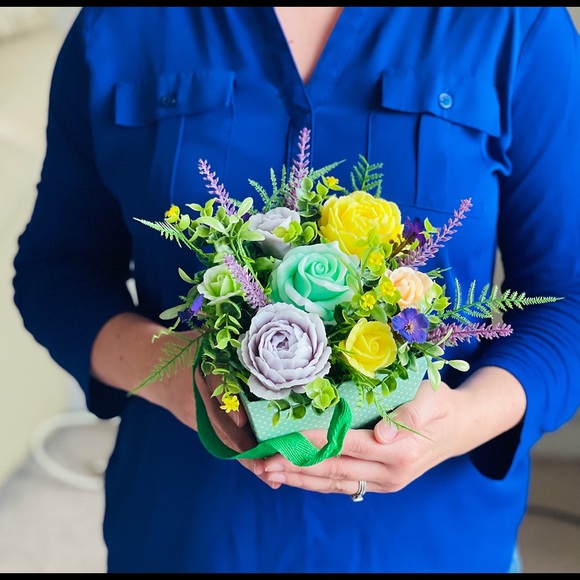 Soap Flowers - Picture 1 of 10